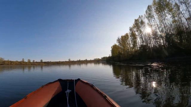 Сплав и рыбалка по томи до нижней терси, наткнулись на заброшенный коробь Смелый ribalka смотреть онлайн
