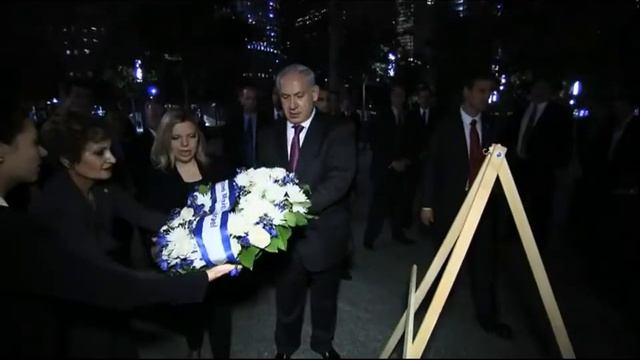 Spooky Larry Silverstein's House Of Cards Like 52 Pickup смотреть онлайн