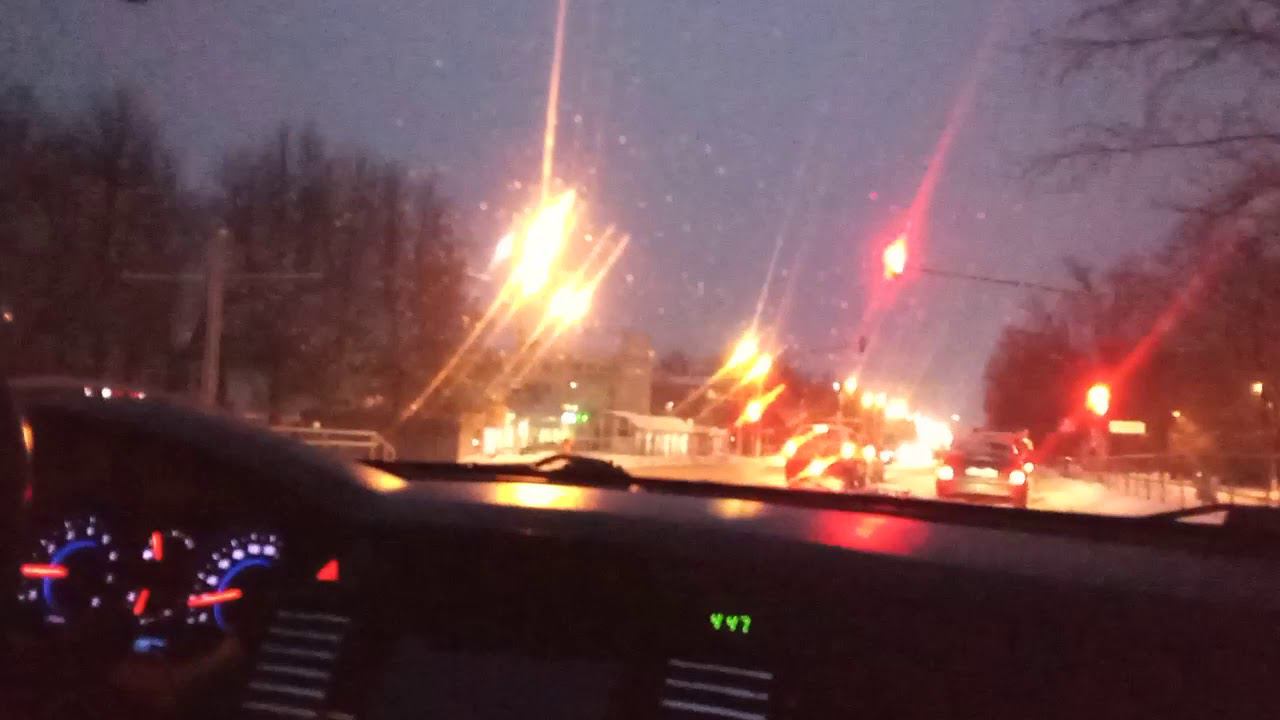 Мы едем на улицу пионерскую и снимаем ёлку