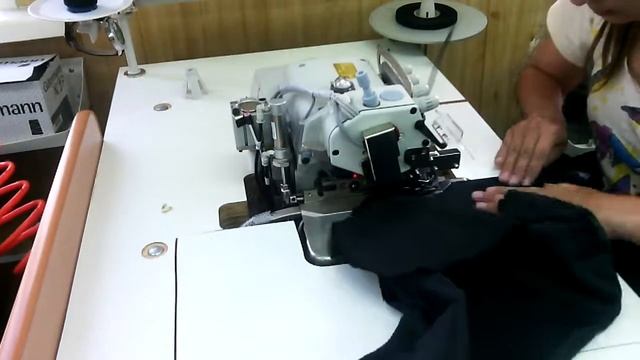 Siruba QD700 облюмовка (окантовка) мешковины кармана брюк. смотреть онлайн