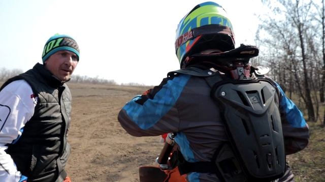 Валерий Доценко . Мариуполь .6 - 7 апреля . ( билеты в кассе ДК ) смотреть онлайн