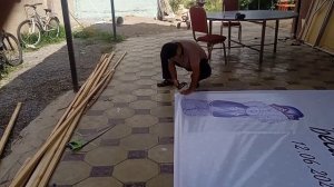 как натянуть баннер на деревянный каркас. баннер қалай тегіс қағамыз.