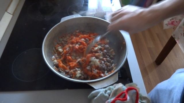 тушеная картошка с мясом.Тушеный картофель. stewed potatoes with meat смотреть онлайн