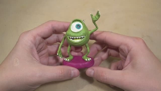 Майк Вазовски из мультфильма Корпорация монстров. смотреть онлайн