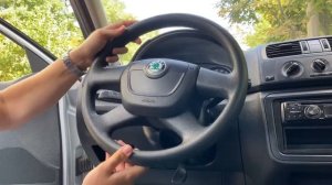 Skoda Fabia. Регулируем руль для комфортной поездки.