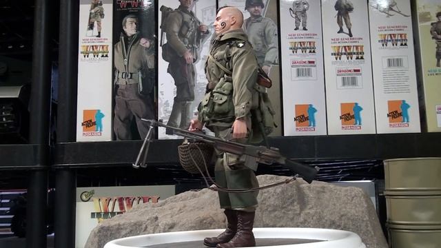 1/6th Dragon WW2 Collector's review U.S. Screaming Eagle 101st Airborne Division - George Goldman. смотреть онлайн