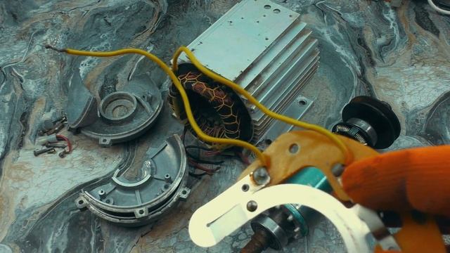 Алюминиевый электродвигатель. Сколько удастся заработать? смотреть онлайн