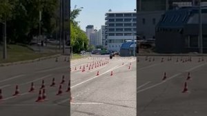 Первые шаги на мотоцикле - пошла восьмерка