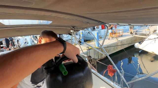 Осмотр и прием яхты в Хорватии | Путешествие на яхте в две семьи с детьми смотреть онлайн