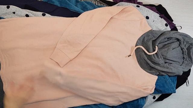 05477 Ladies Winter Dresses (Зимние платья Cream)№3 12,95кг 8,90€ за кг 34ед смотреть онлайн