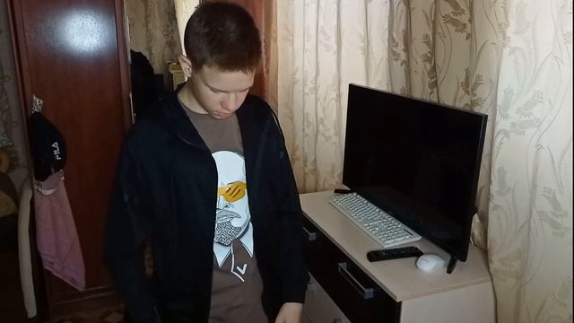 Обзор на шмотки, которые купил к колледжу. смотреть онлайн