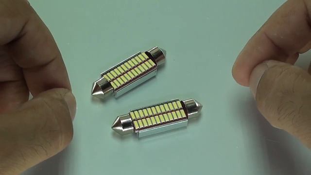 Подсветка номера Lada Granta. Замена штатных ламп C5W на SMD 4014 смотреть онлайн