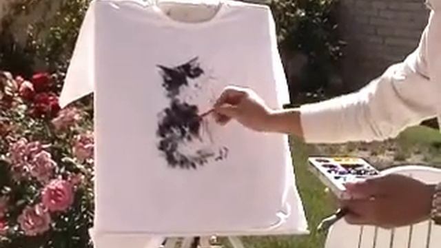 Painting T-shirt using fabric acrylic paints смотреть онлайн