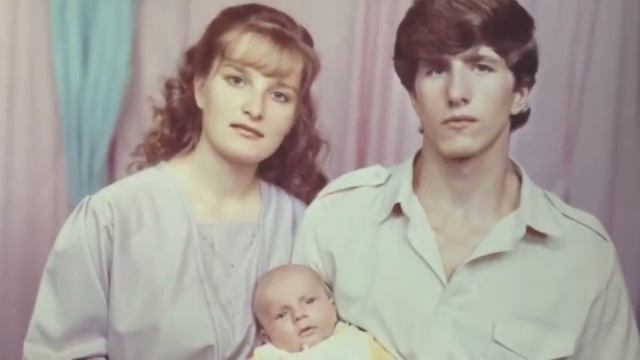 Счастливая парочка. Серебряная свадьба родителей смотреть онлайн