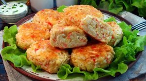 Нежные, сочные, небанальные.
КОТЛЕТЫ ИЗ КРАБОВЫХ ПАЛОЧЕК С СЫРОМ