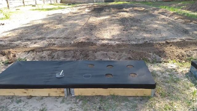 Эксперимент с клубникой. Посадка клубники в ящики. смотреть онлайн