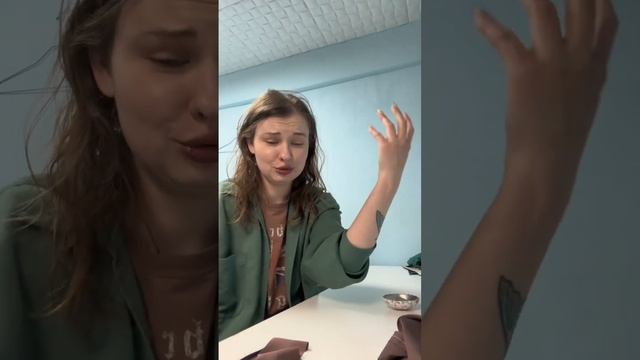 Шью шелковую шапочку для кудрявых волос, а так же для того чтобы спать в бигудях??? смотреть онлайн