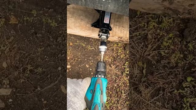 Как быстро переобуть колёса с помощью шуруповерта? смотреть онлайн