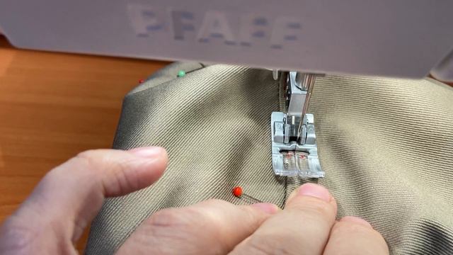 Делаем отстрочку обычными нитками смотреть онлайн