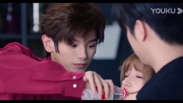 Aazhi soozhndha ❤️ smiling and lu Yue 🥰 falling into your smile tamil whatsapp status 💖 chinese mix смотреть онлайн