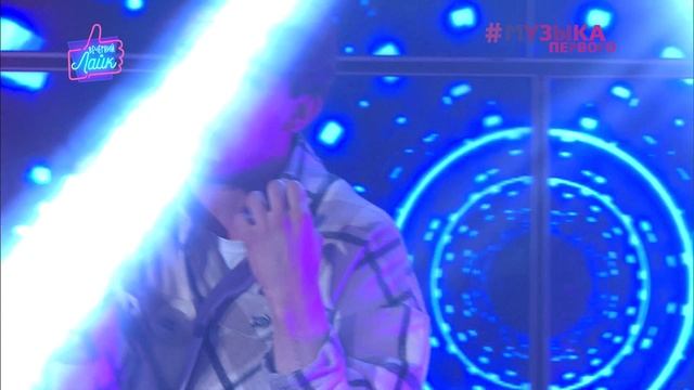 Женя Лизогуб – Девочка Уэнсдей | Шоу "Вечерний лайк" смотреть онлайн