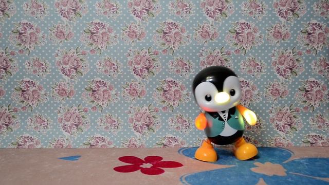 Танцующий пингвин! Классная забавная игрушка смотреть онлайн