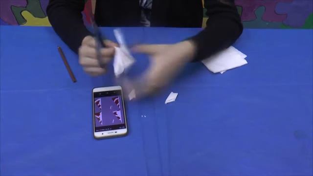 Как сделать снежинку из бумаги. смотреть онлайн