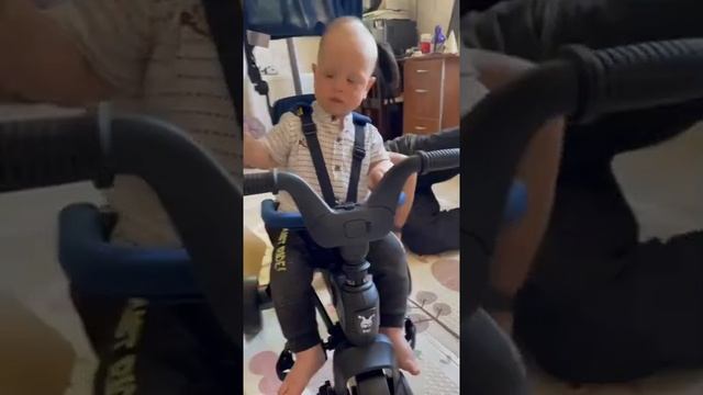 Первый велосипед Карена смотреть онлайн