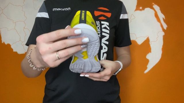 Кроссовки Asics GEL-ROCKET 9. Обзор за 30 секунд смотреть онлайн