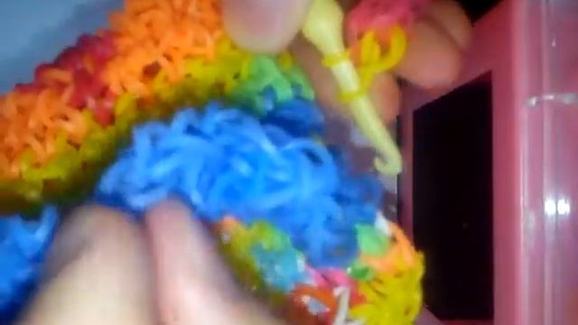 Как плести без станка чехол и многое другое!!! смотреть онлайн