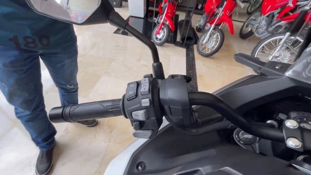 HONDA NC 750 | LA QUE POCOS CONOCEN PERO SE ROBA TODAS LAS MIRADAS смотреть онлайн