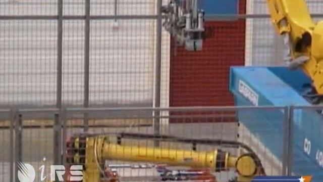Автоматизированная резка металла гильотиной с помощью роботов Fanuc irobs смотреть онлайн