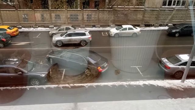 Майбах С001ОС177 Грубое нарушение ПДД смотреть онлайн