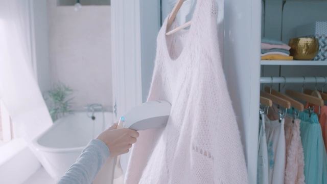 How to get wrinkles out of a cashmere sweater: StyleTouch Pure | Philips | Steamer смотреть онлайн