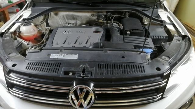 Перемещение мотора Тигуан с новой опорой АКПП смотреть онлайн