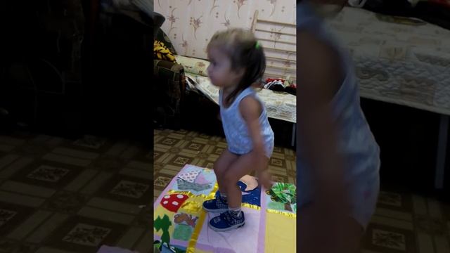 Алиса и музыка с мамой (Железнова) смотреть онлайн