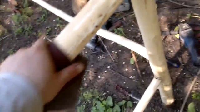 Простое ограждение из веток на дачу. смотреть онлайн