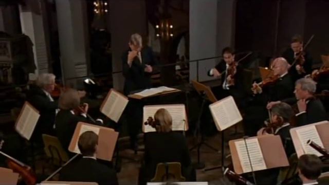 Mass in B minor BWV 232 (Thomaskirche 2005, Blomstedt) - 14/15 смотреть онлайн