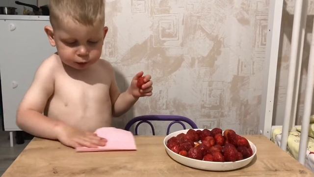 Максим 2,6 , клубничка смотреть онлайн