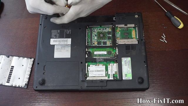 How to disassemble and clean laptop Fujitsu Siemens Amilo Pro V2045 ,V2045 смотреть онлайн