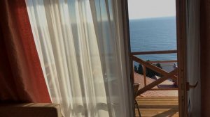 Отдых в Алуште с видом на море (Профессорский уголок)
