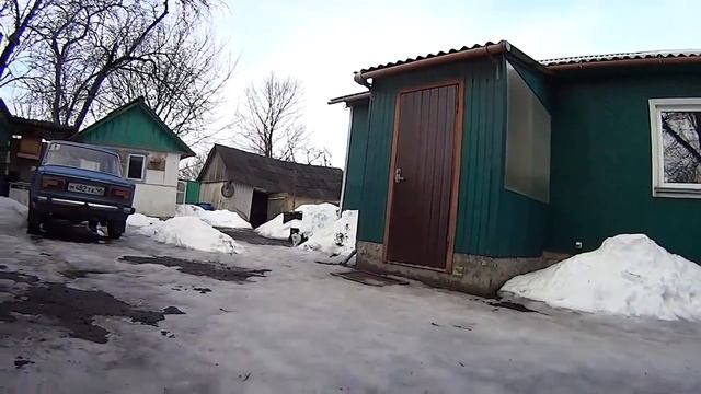 Котёнок в собачьей конуре смотреть онлайн