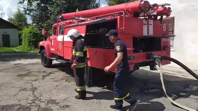 7 ДПРЗ Встановлення автомобіля на пожежний гідрант смотреть онлайн