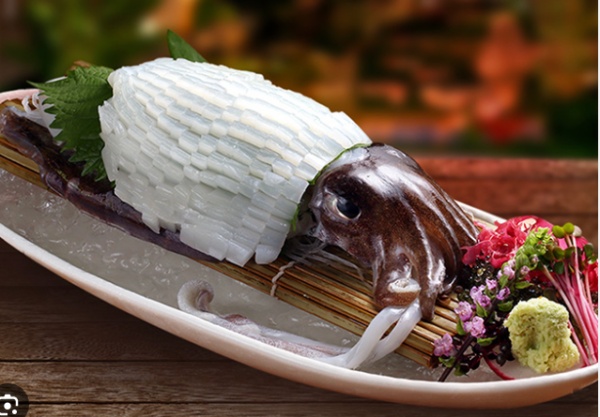 Good Food - Sliced squid sashimi- Street food