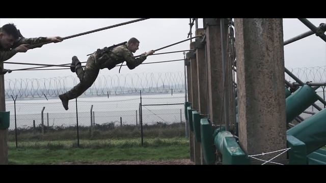 131 Commando - Bottom Field Assault Course смотреть онлайн