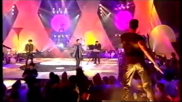 NEK - LA VITA È (EIFFEL 65 REMIX) (LIVE AT DANSEZ MAINTENANT)