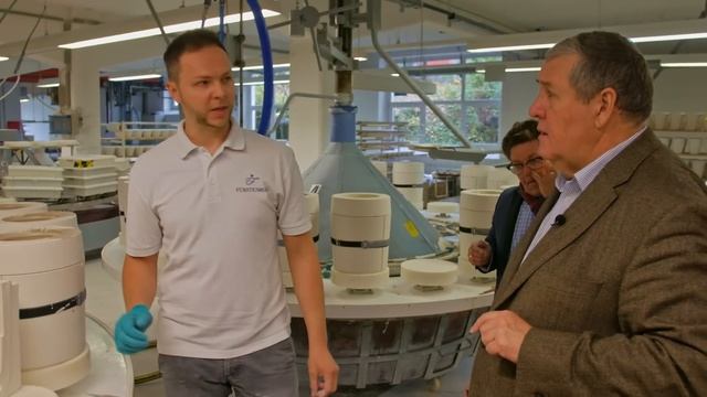 Как делают фарфор сегодня? Поездка на мануфактуру Фюрстенберг смотреть онлайн