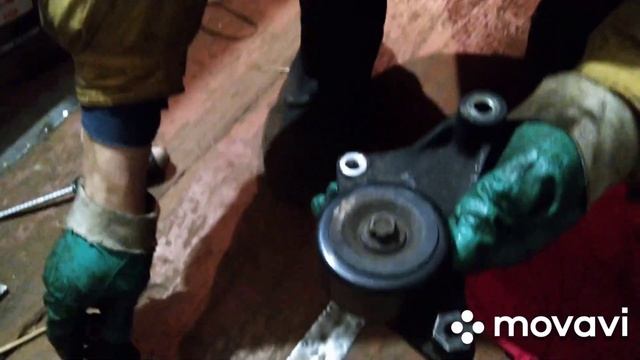 Замена ролика натяжителя Avensis || 1az-fse