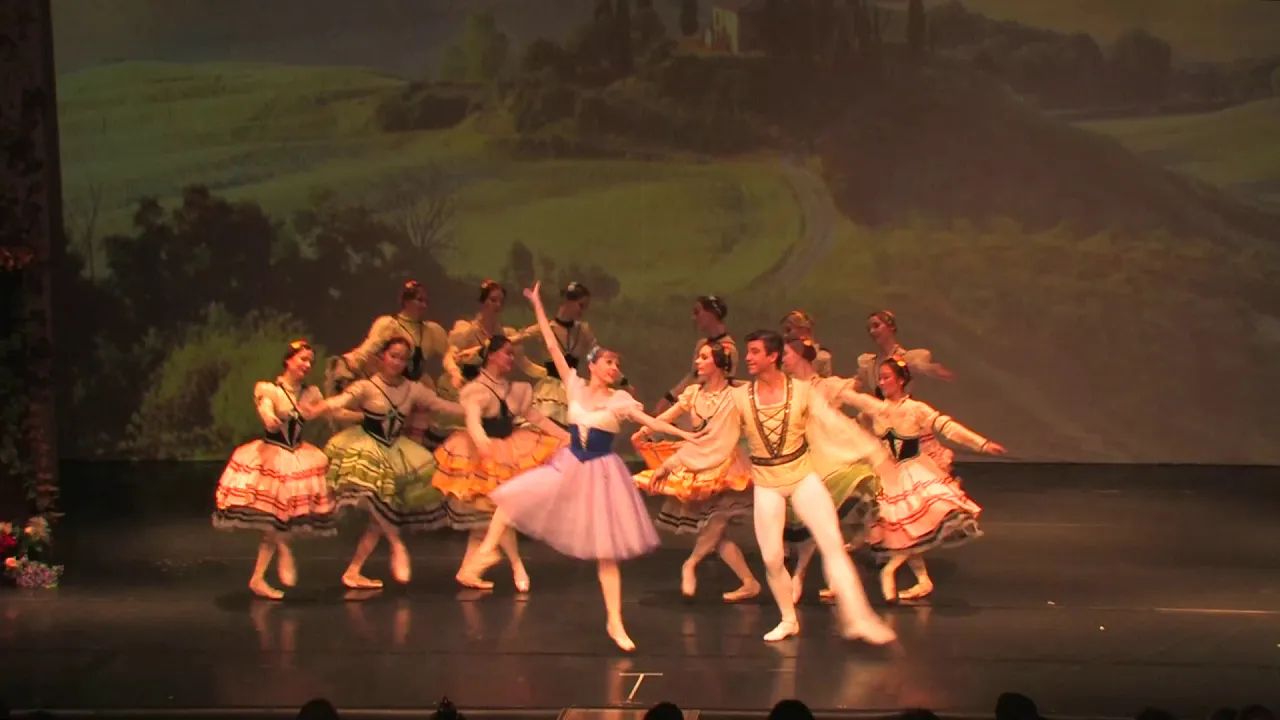 Фрагмент из балета Жизель. Театр Классический балет XXI век смотреть онлайн