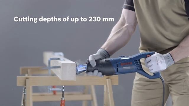 Bosch GSA 1100 E Professional Sabre Saw